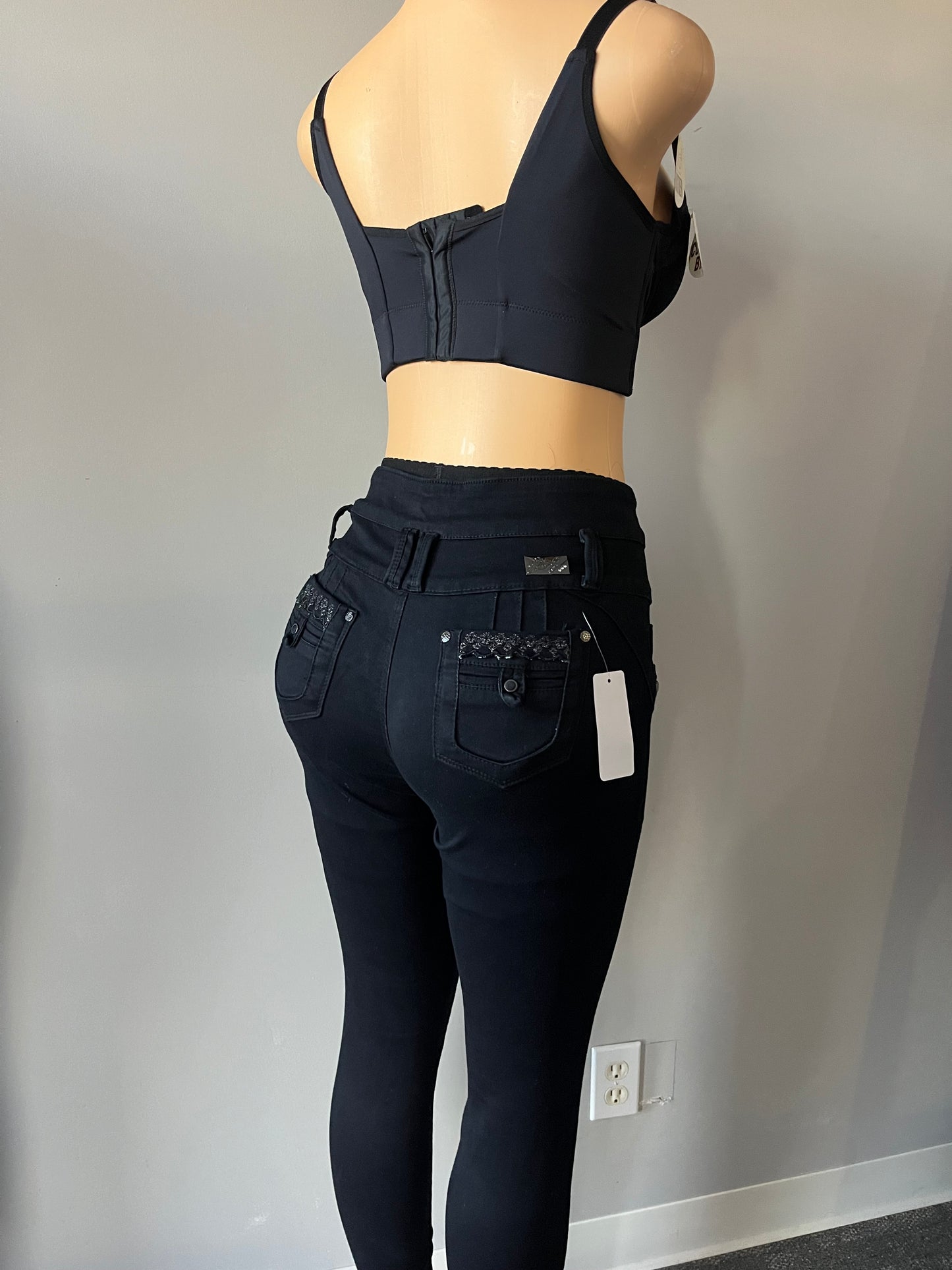Colombian Jeans Black 4 Buttons Booty-Lift