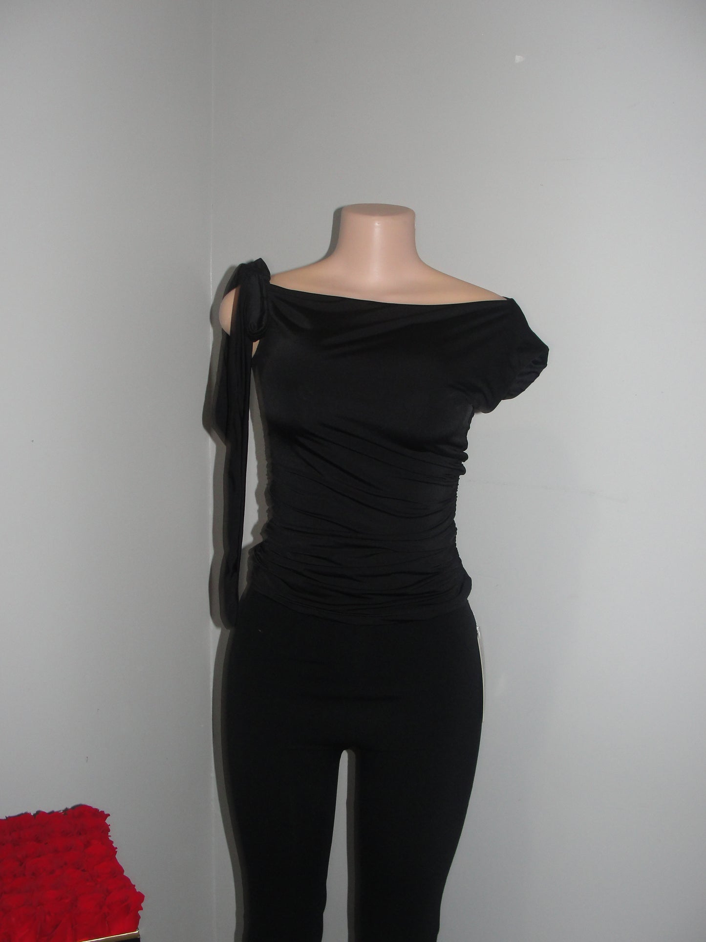 Side Bow Tie Top *Black*